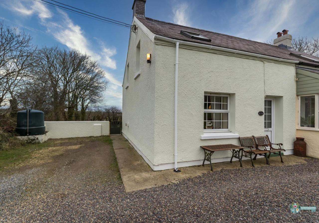 Lambston Cottage - A Pembrokeshire Home Away From Home Pelcomb Exterior foto